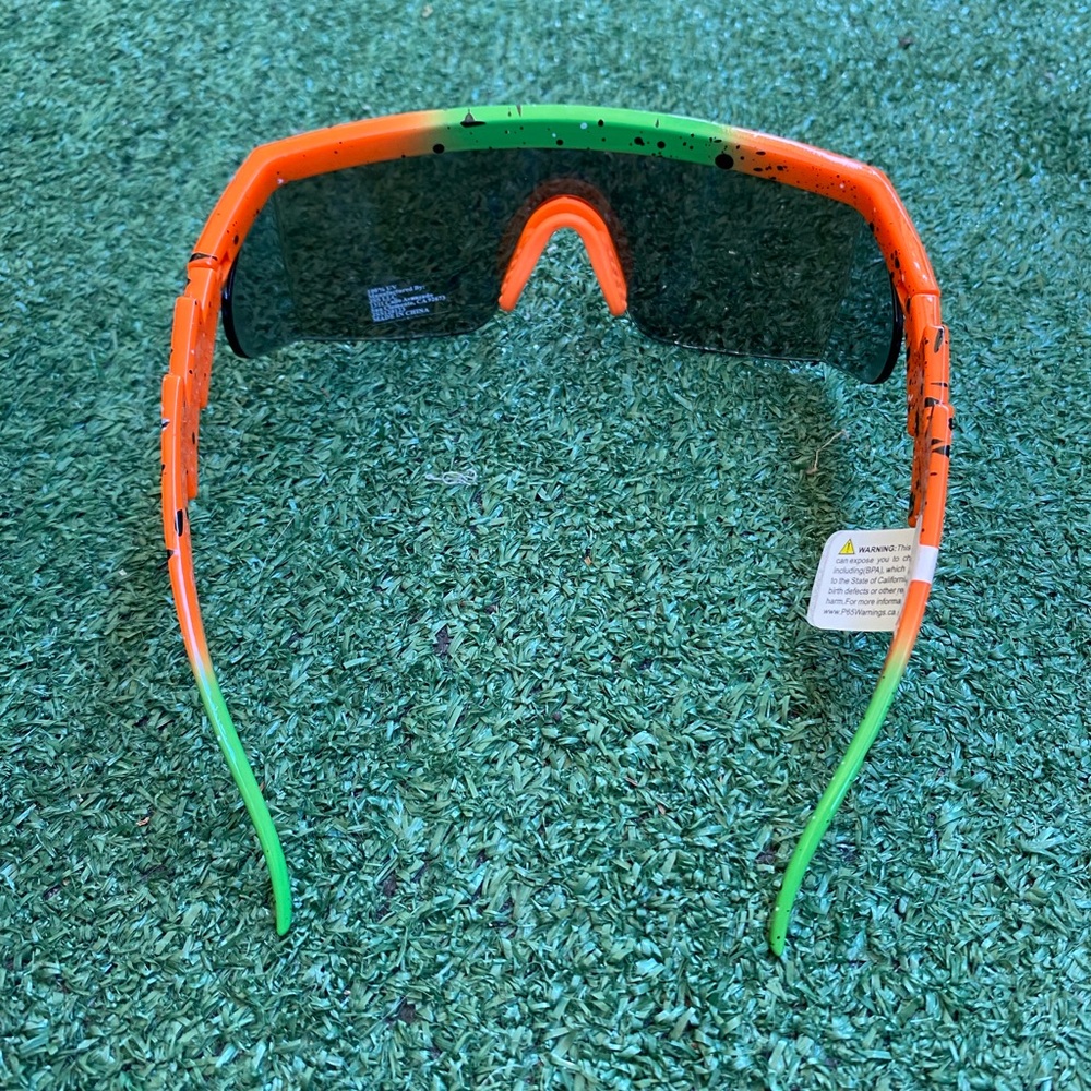 Sport Sunglasses - Picture 3 of 6